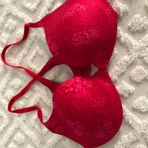 Victoria’s Secret front clasp Push-Up Bra